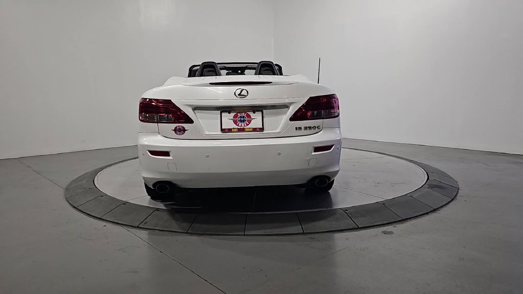 Used 2011 Lexus IS 250C w/ Luxury Pkg RWD image 4