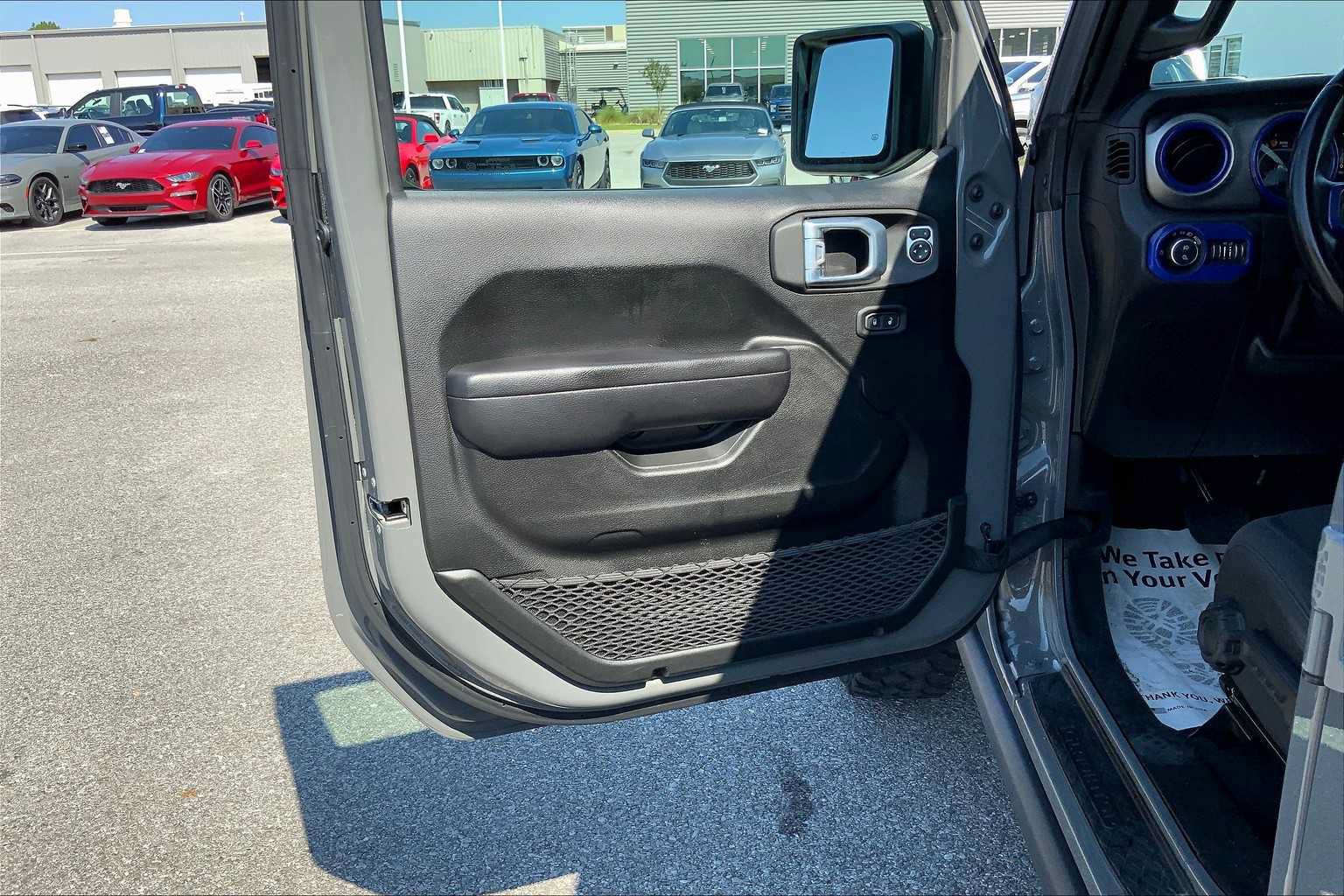 Used 2021 Jeep Gladiator Sport AWD/4WD image 22