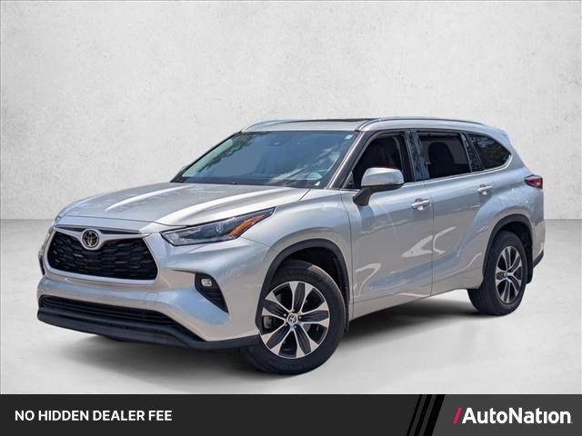 Used 2021 Toyota Highlander XLE