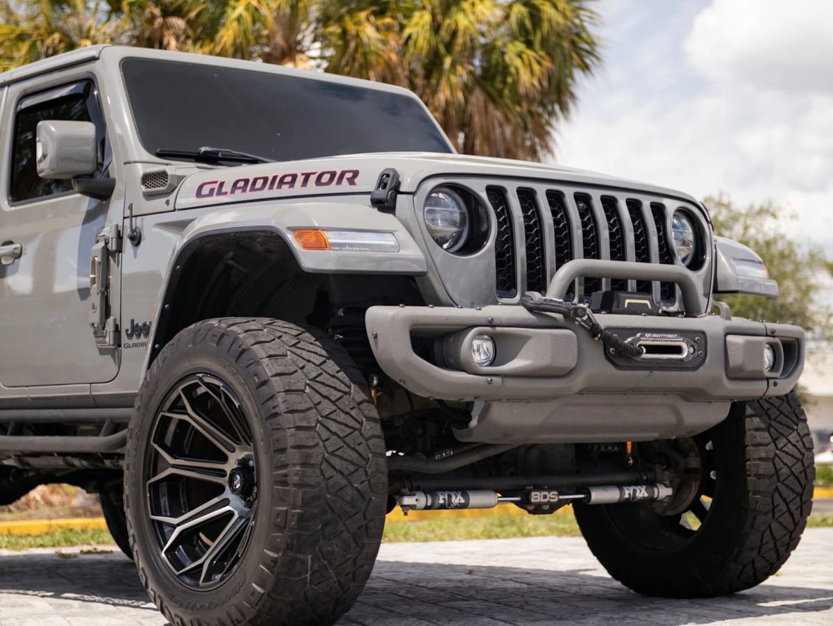Used 2022 Jeep Gladiator Overland AWD/4WD image 3