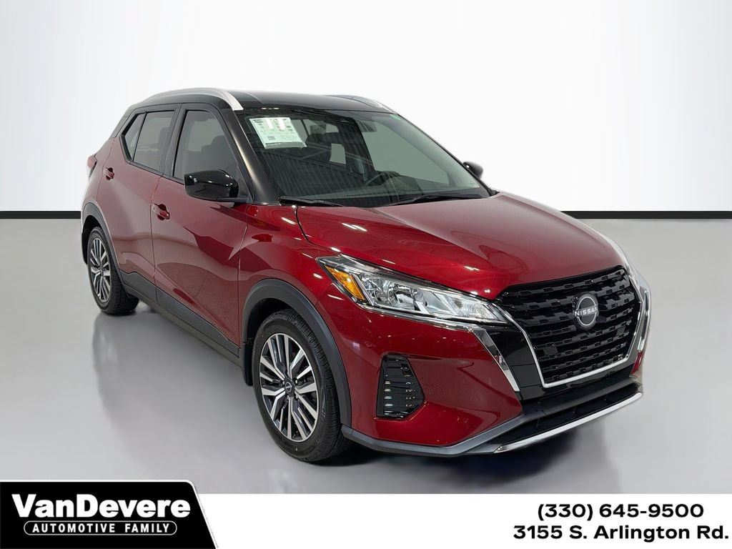 Used 2023 Nissan Kicks SV FWD image 1
