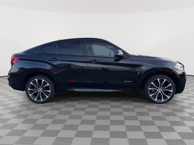 Used 2019 BMW X6 xDrive50i w/ M Sport Package AWD/4WD image 5