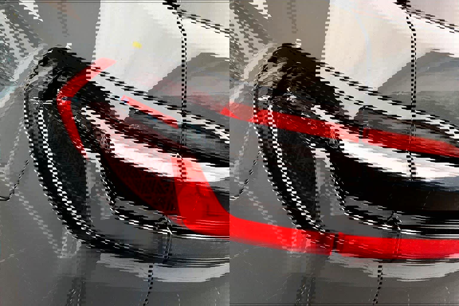 Used 2025 BMW X7 M60i image 28