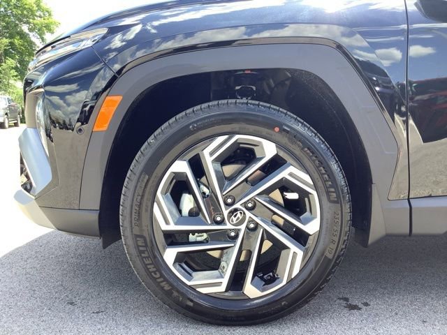 New 2025 Hyundai Tucson Limited image 40