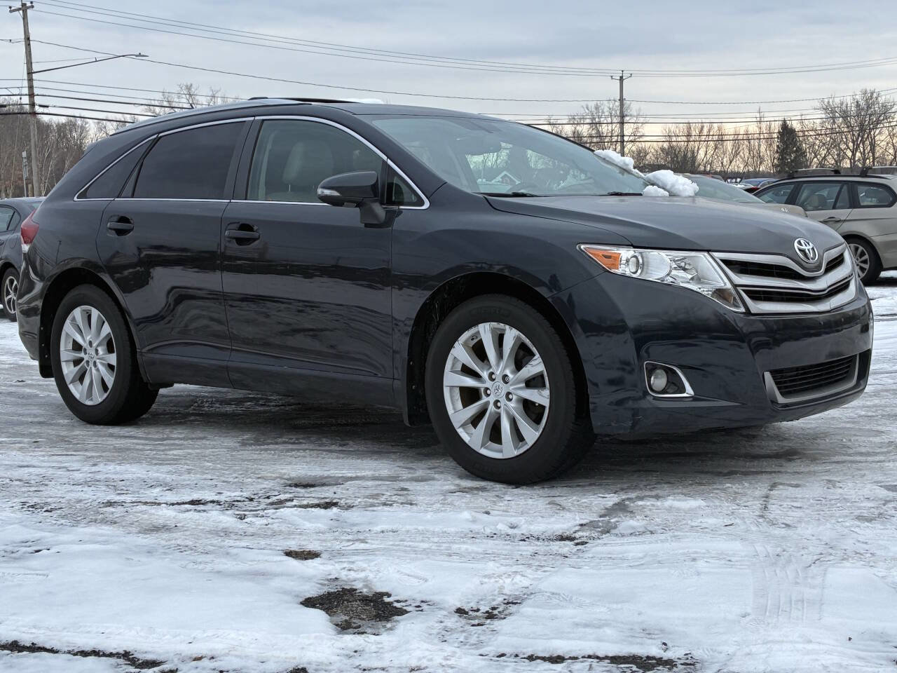 Used 2013 Toyota Venza LE image 1