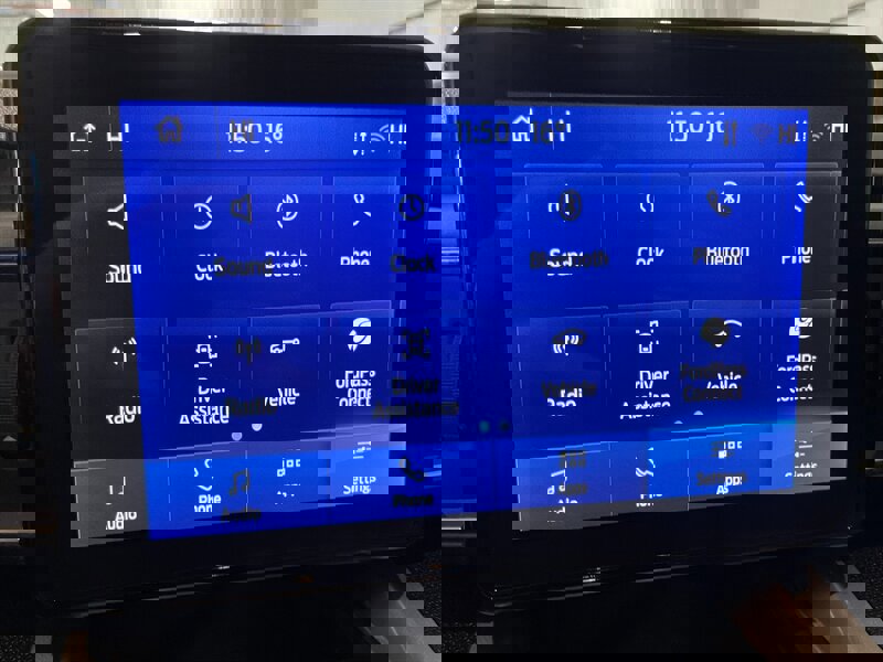 Used 2022 Ford Explorer 4WD w/ Class IV Trailer Tow Package image 18