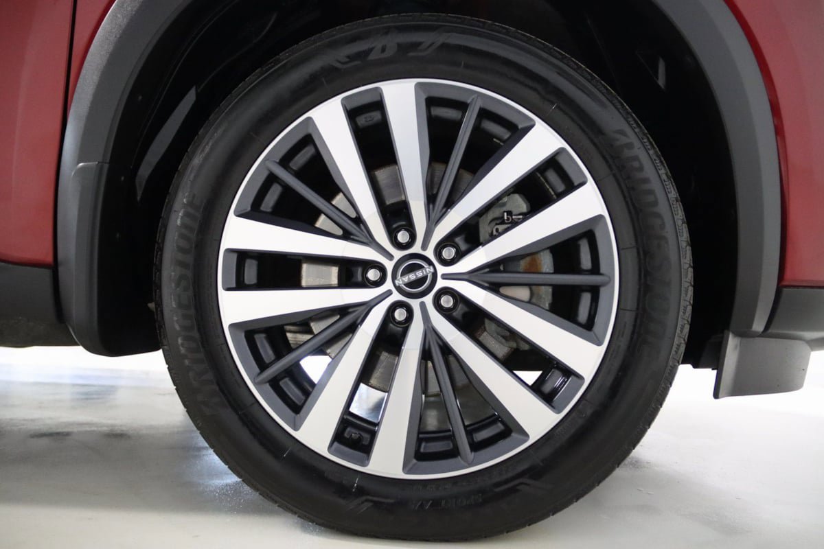 Used 2022 Nissan Pathfinder Platinum w/ Cargo Package image 78