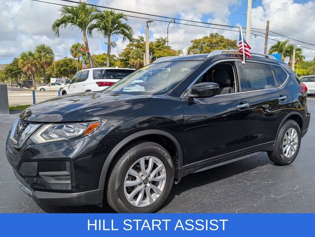 Used 2019 Nissan Rogue SV image 3