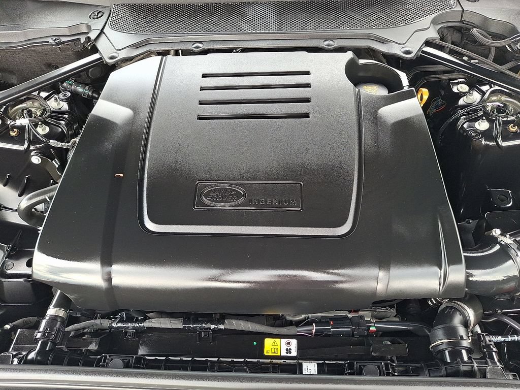 Used 2026 Land Rover Discovery S AWD/4WD image 27