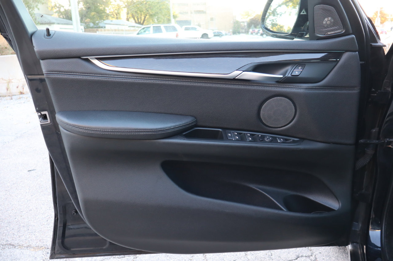 Used 2018 BMW X5 xDrive35i w/ M Sport Package image 10