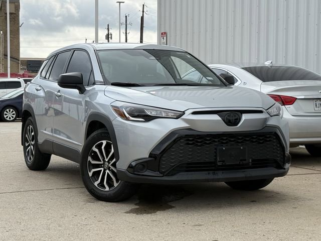 Used 2025 Toyota Corolla Cross AWD Hybrid image 2