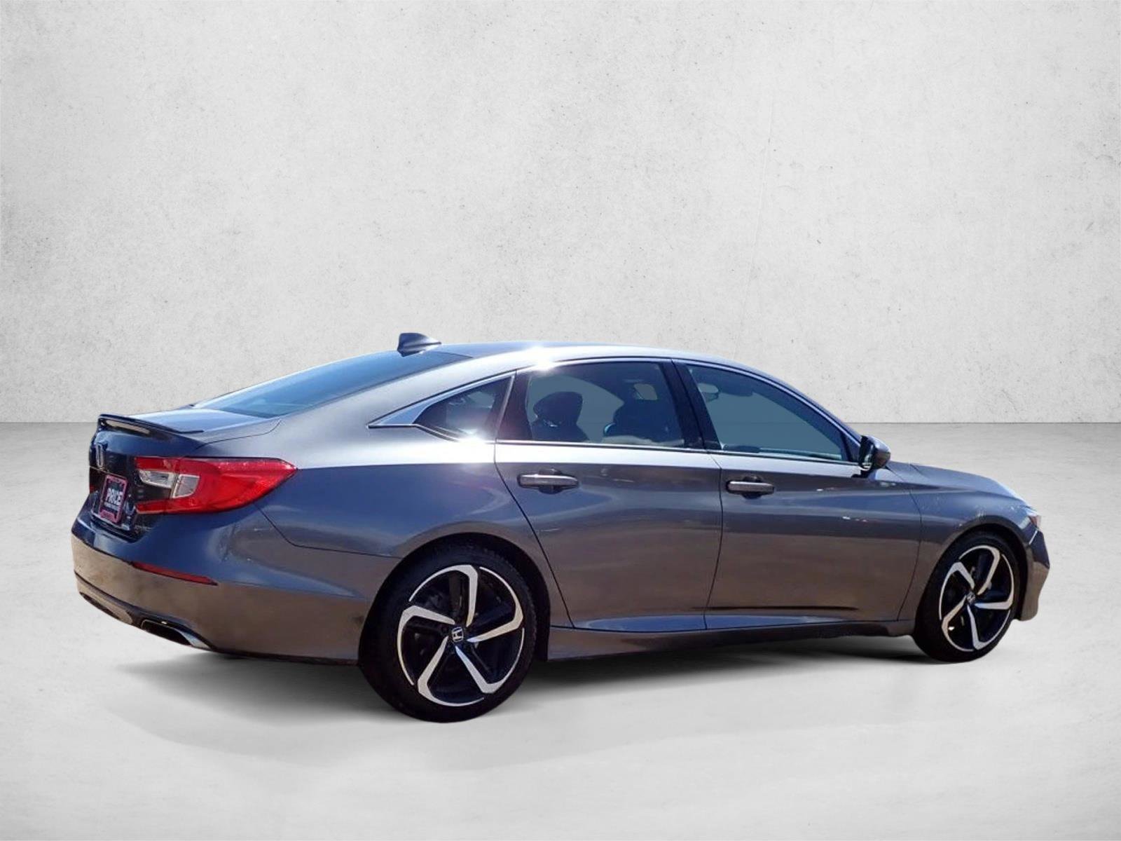 Used 2018 Honda Accord Sport video 4