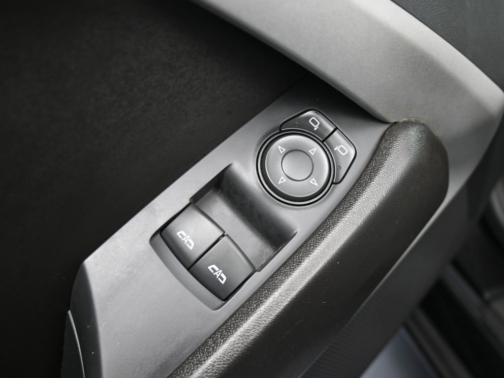 Used 2022 Chevrolet Camaro LT image 31