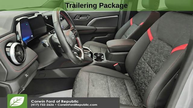 Used 2024 Chevrolet Colorado Z71 w/ Z71 Convenience Package 2 AWD/4WD image 12