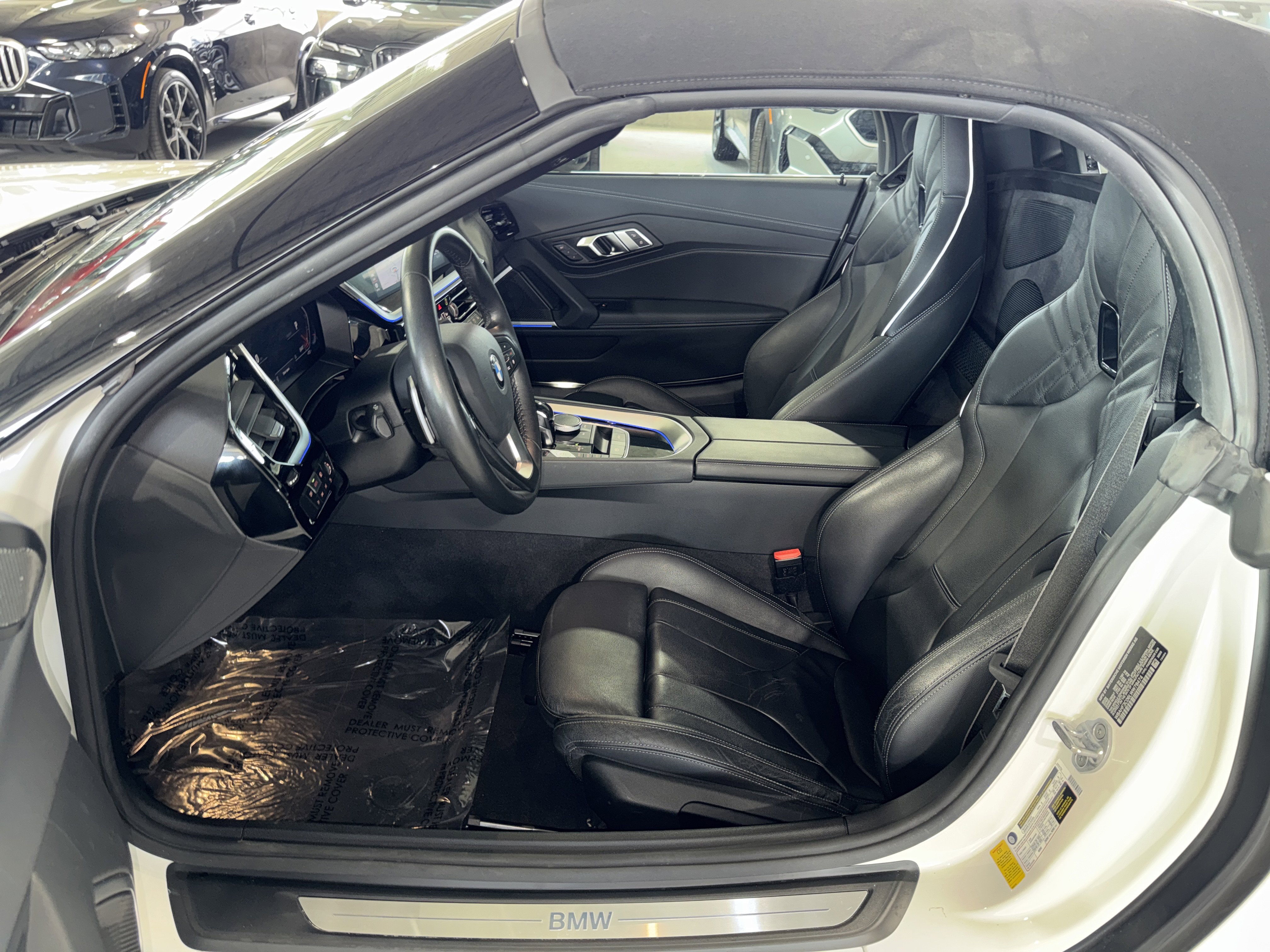 Used 2020 BMW Z4 sDrive30i w/ Premium Package image 16