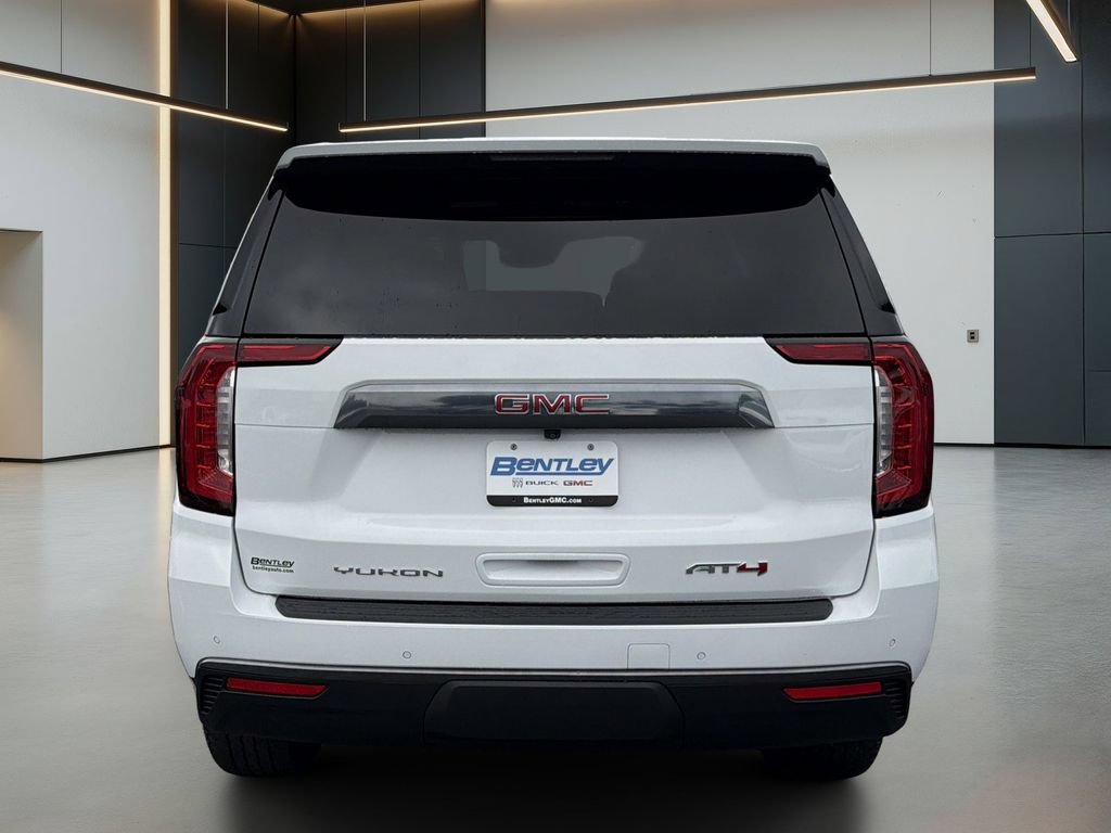 Used 2024 GMC Yukon AT4 w/ AT4 Premium Package AWD/4WD image 5