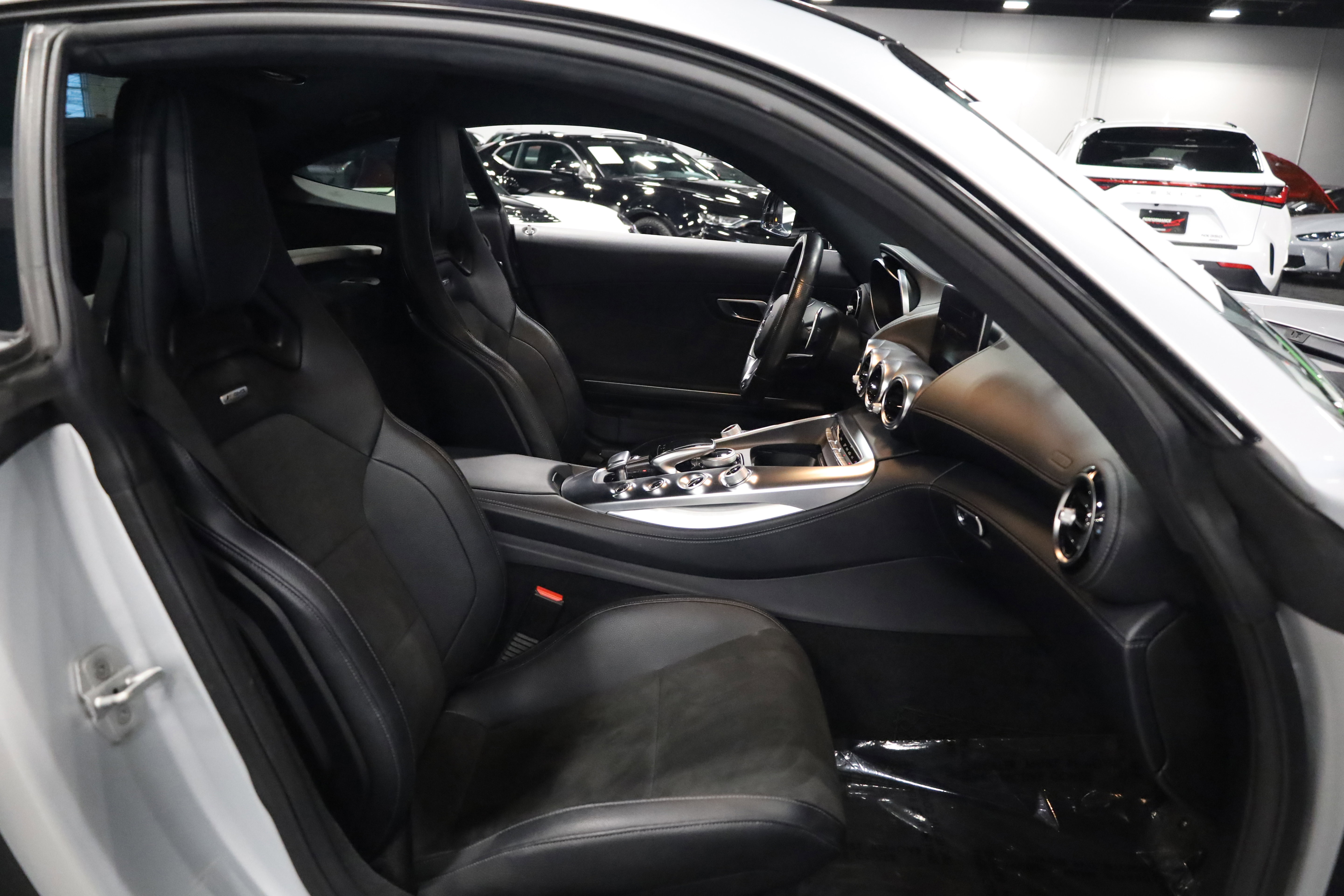 Used 2017 Mercedes-Benz AMG GT Coupe image 36