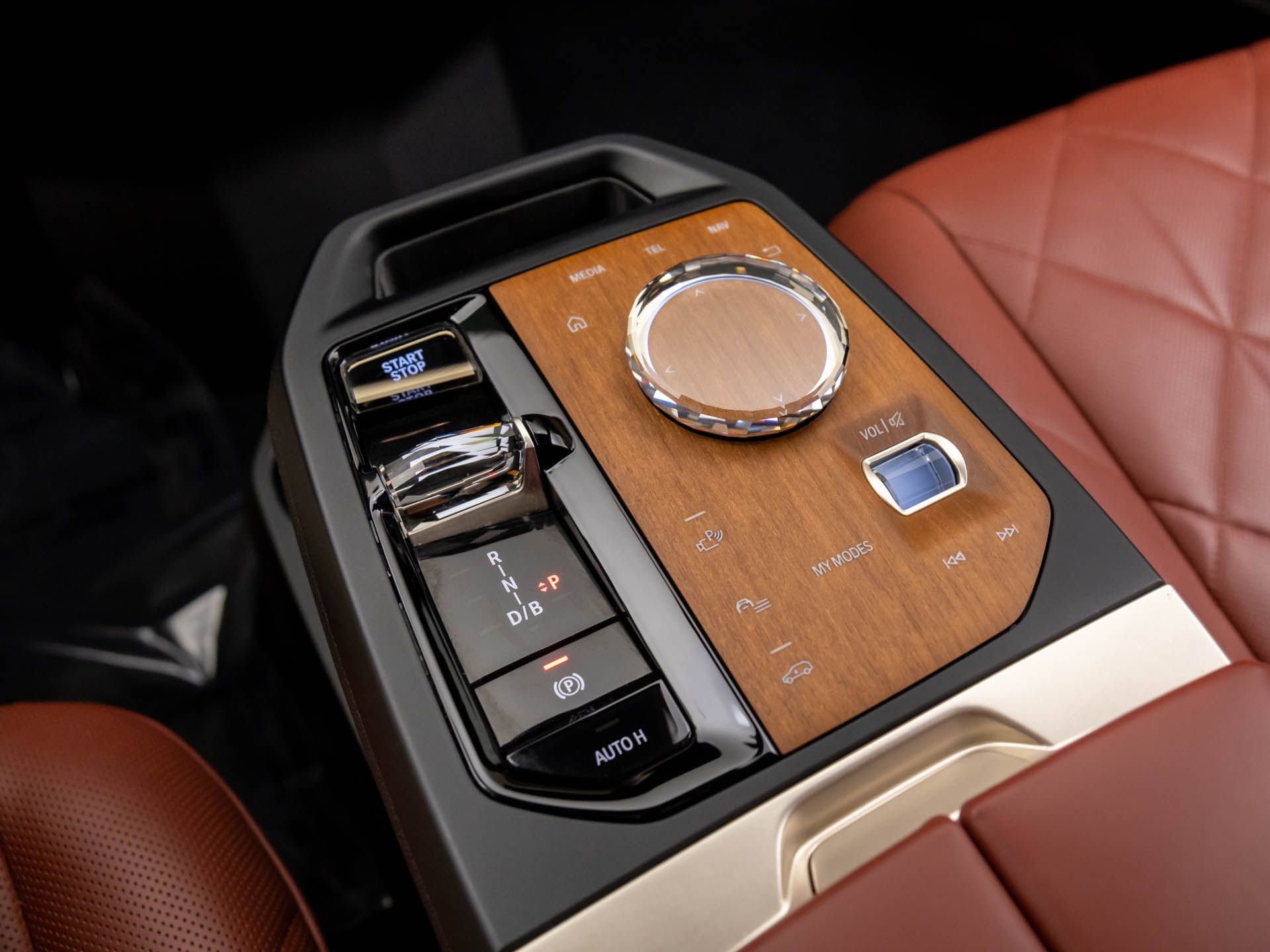 Certified 2023 BMW iX M60 w/ Executive Package image 22