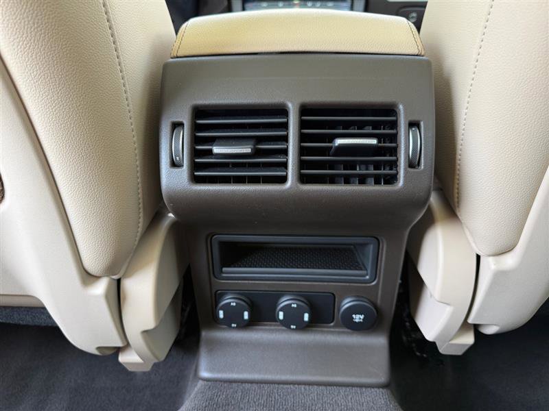 Used 2020 Jaguar F-PACE Prestige image 40