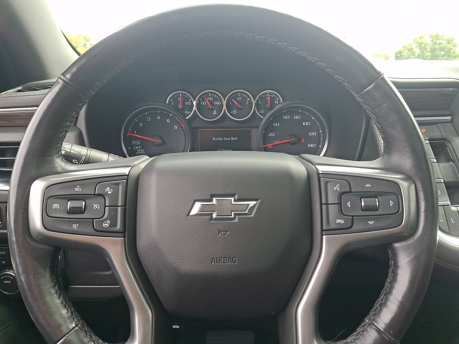 Used 2021 Chevrolet Tahoe Z71 w/ Luxury Package AWD/4WD image 20