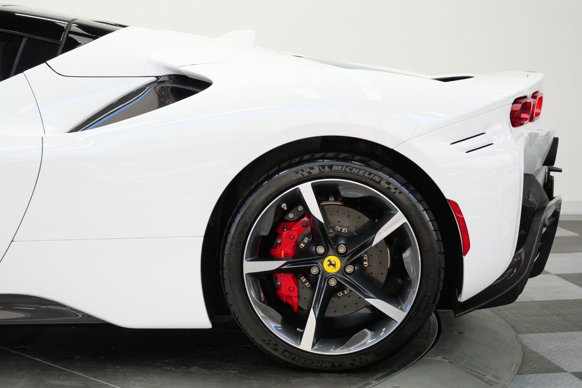 Used 2025 Ferrari SF90 Spider AWD/4WD image 67