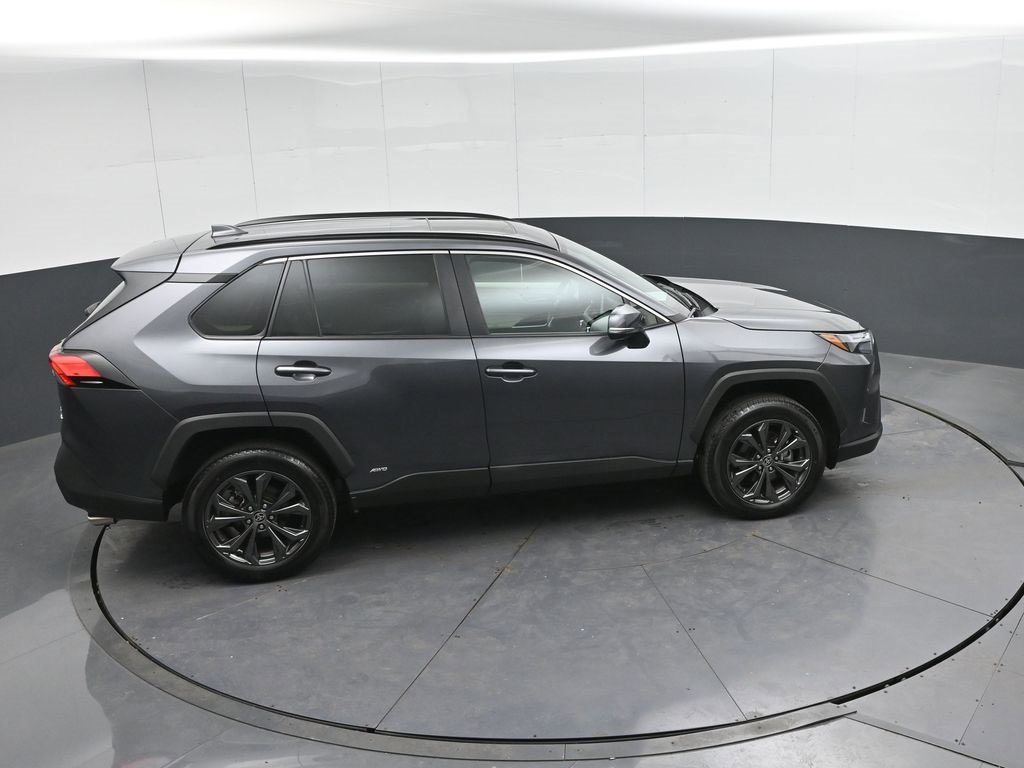 Used 2023 Toyota RAV4 XLE Premium image 51