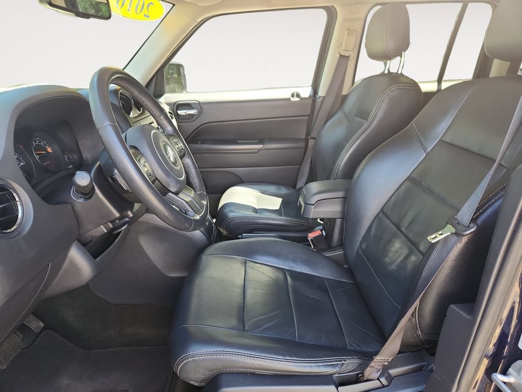 Used 2016 Jeep Patriot High Altitude FWD image 11