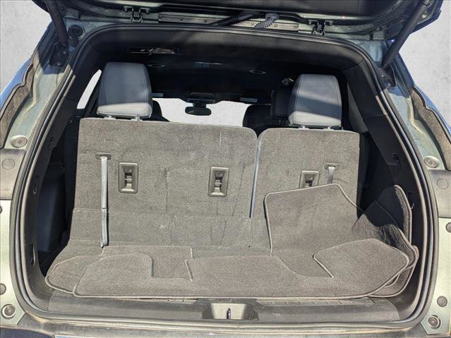 Used 2023 Buick Enclave Essence image 4