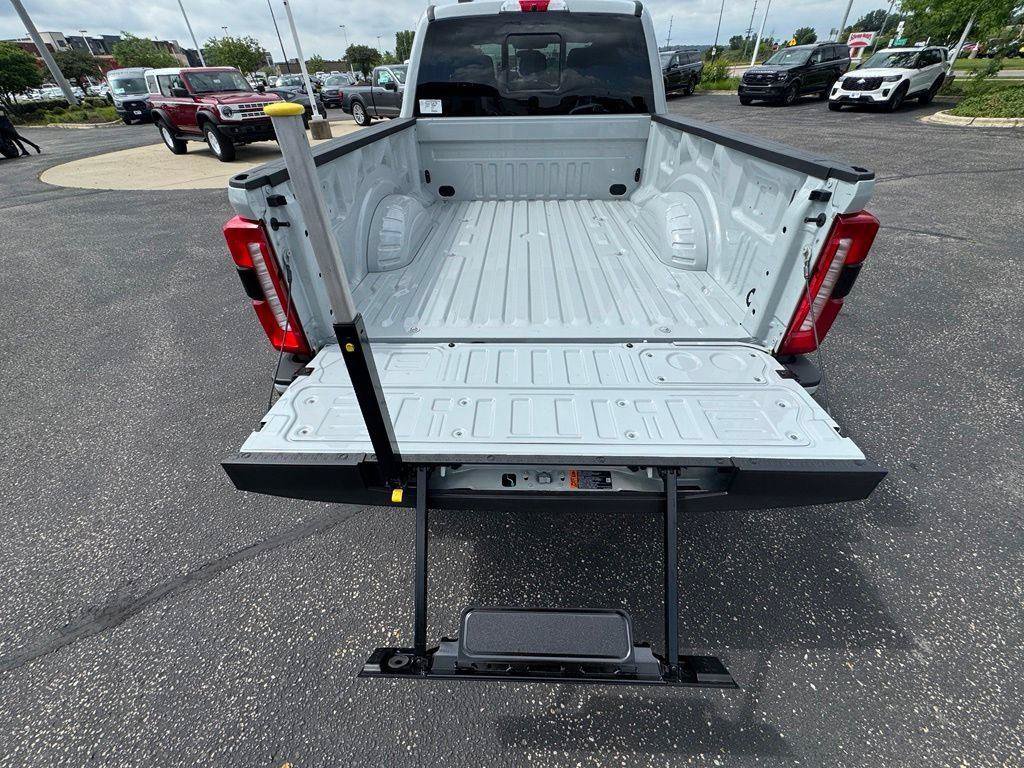New 2026 Ford F250 XL w/ STX Appearance Package AWD/4WD image 17