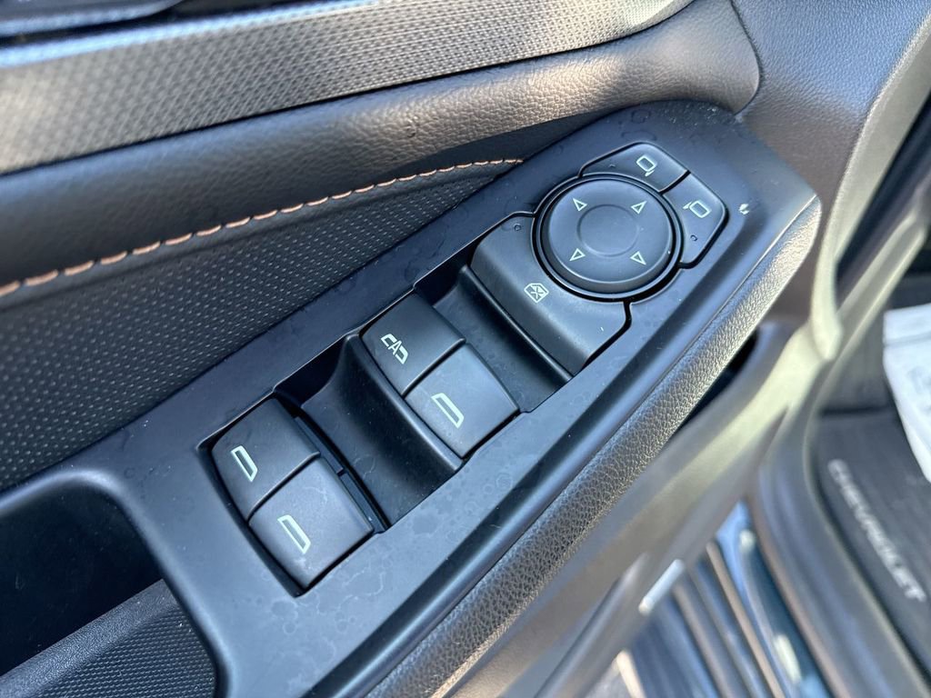 Used 2018 Chevrolet Traverse Premier w/ LPO, 'HIT The Road' Package image 13