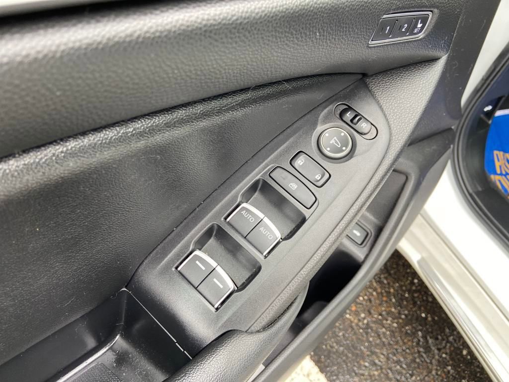 Used 2021 Honda Accord EX-L image 14