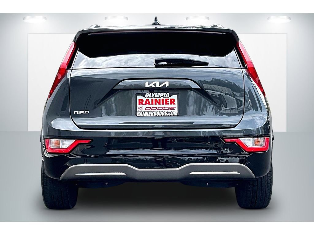 Used 2023 Kia Niro Wind w/ Wind Preserve Package FWD image 4