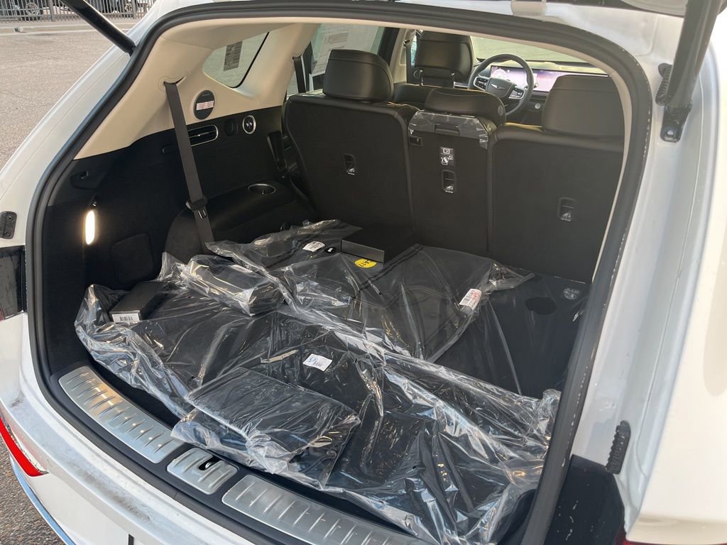 New 2026 Genesis GV80 3.5T Advanced image 38