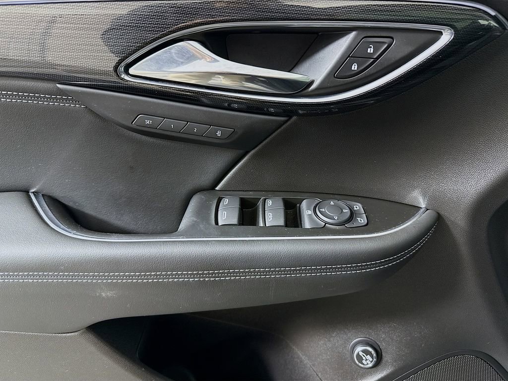 Used 2023 Buick Envision Essence w/ Sport Touring Package image 18