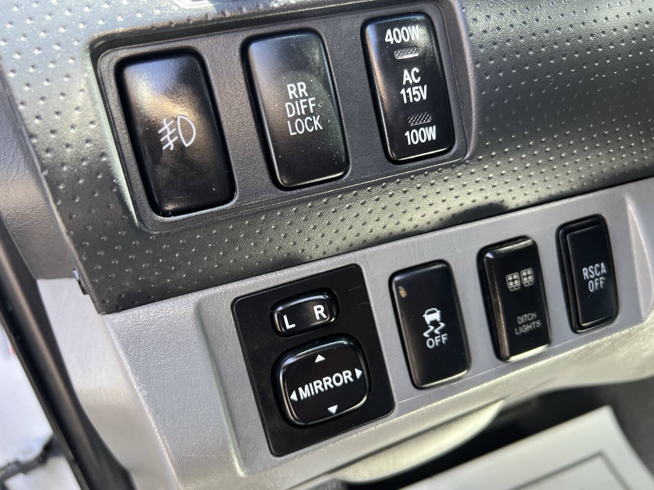 Used 2010 Toyota Tacoma PreRunner w/ TRD Off-Road Pkg RWD image 30