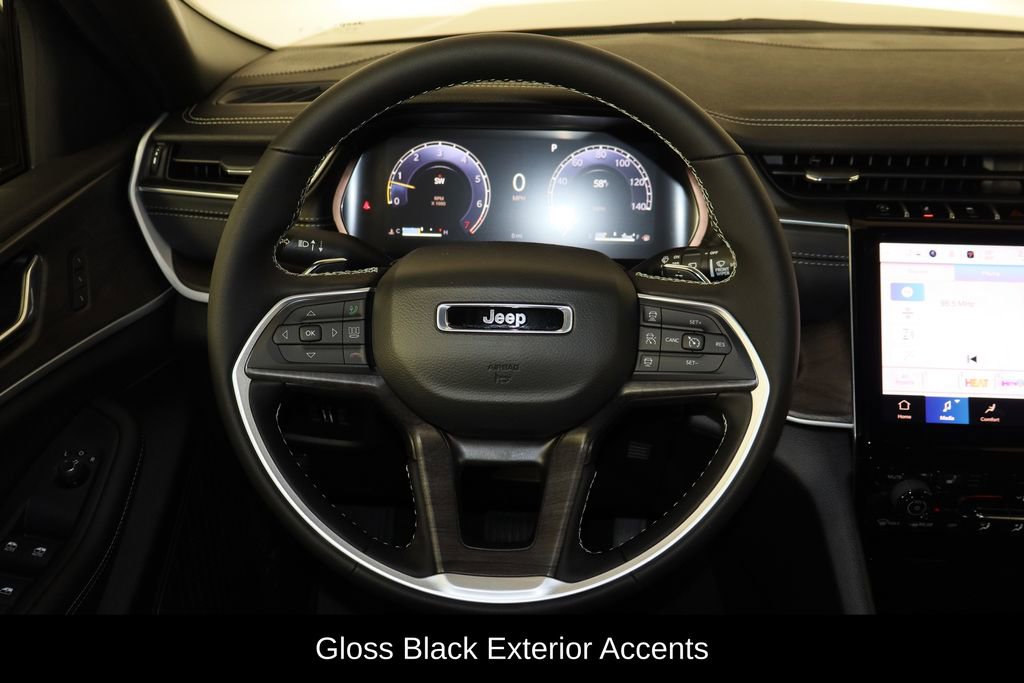 New 2025 Jeep Grand Cherokee Limited image 7