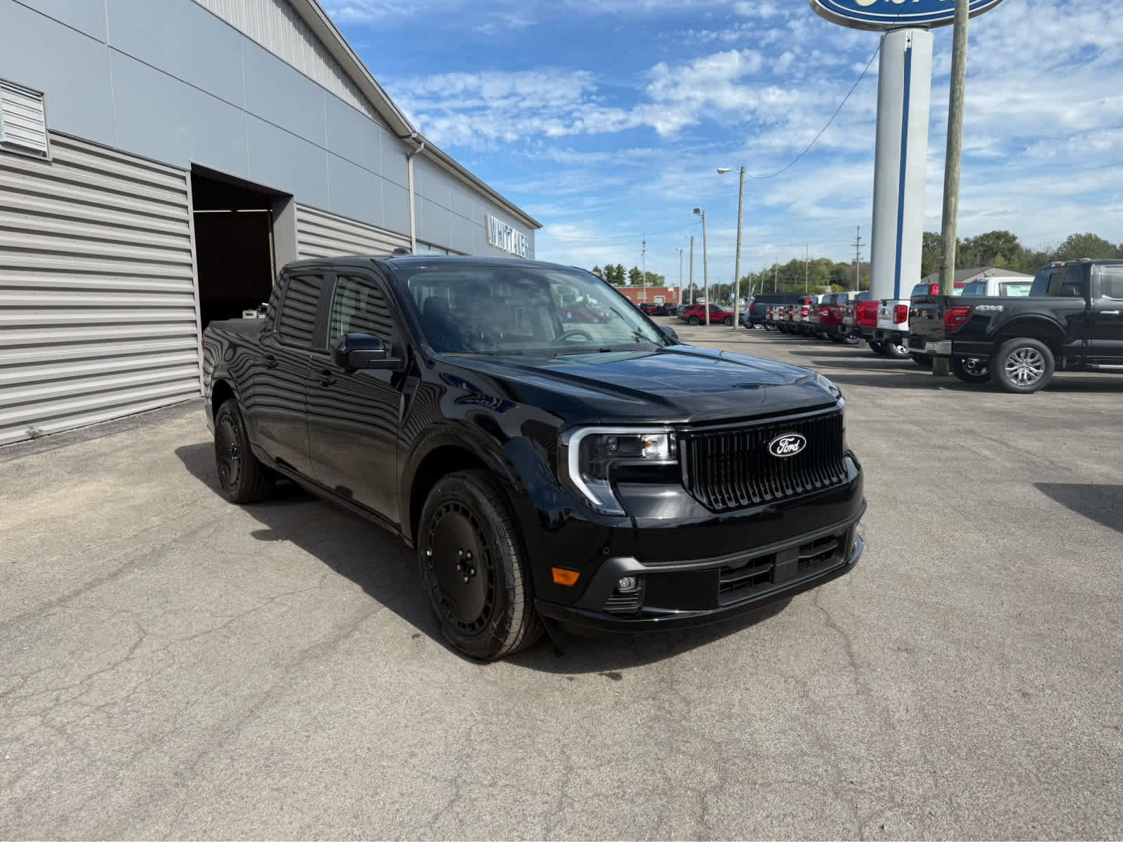 New 2025 Ford Maverick Lobo image 2