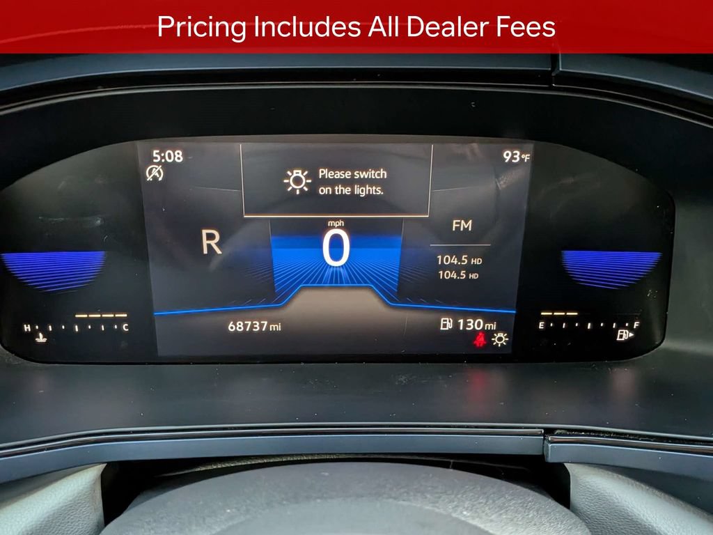Used 2022 Volkswagen Taos SE w/ Panoramic Sunroof Package FWD image 28