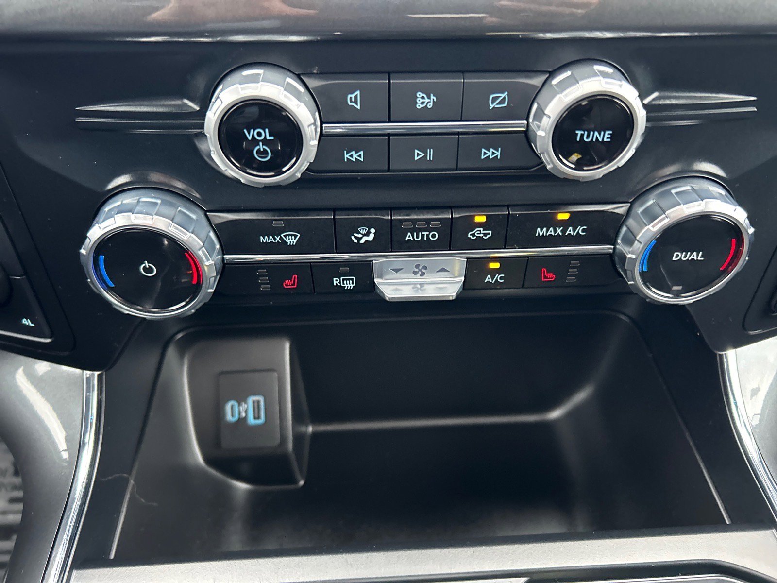 Certified 2023 Ford F150 XLT w/ Equipment Group 302A High image 30