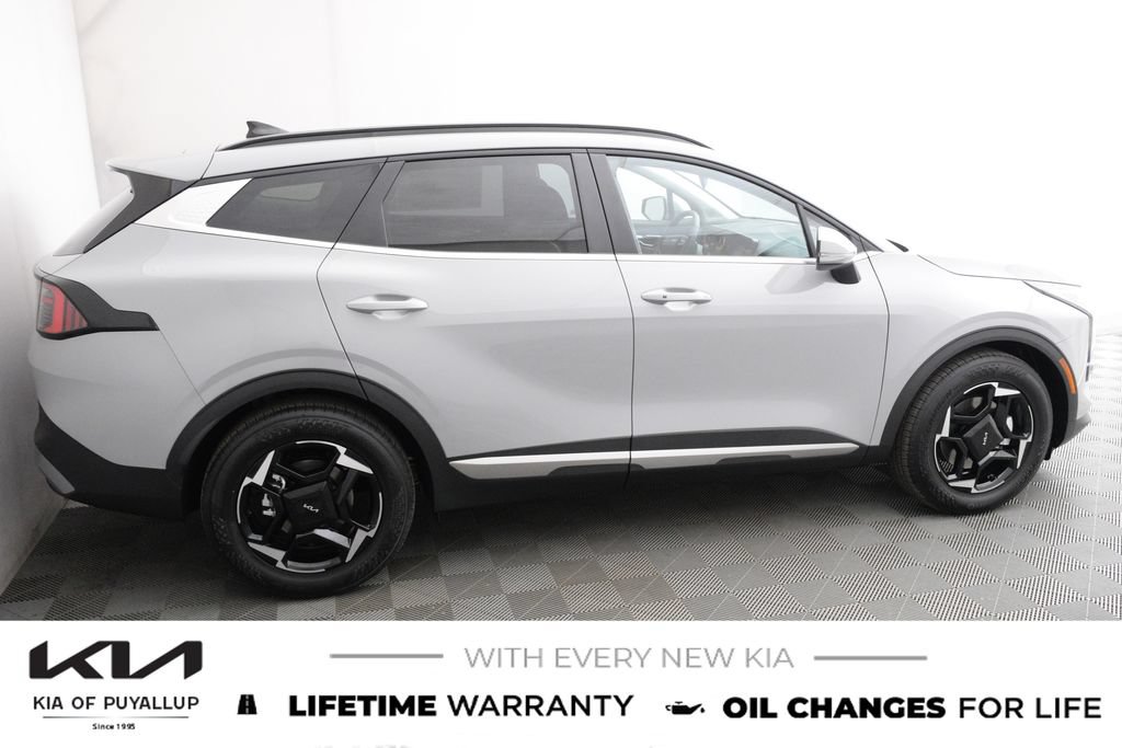 New 2026 Kia Sportage EX FWD image 4