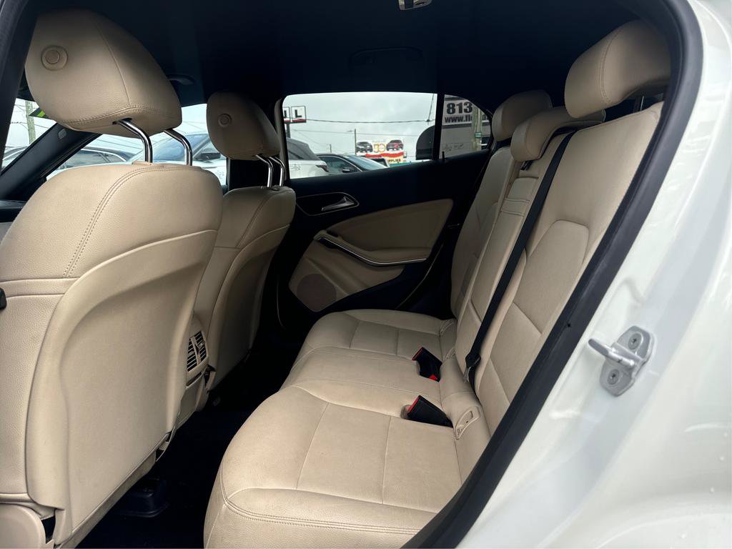 Used 2017 Mercedes-Benz GLA 250 image 10