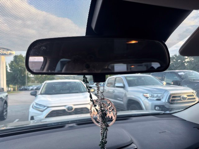 Used 2019 Nissan Rogue S FWD image 40