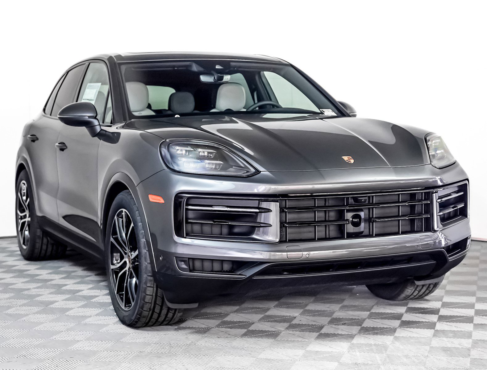 New 2026 Porsche Cayenne S image 8