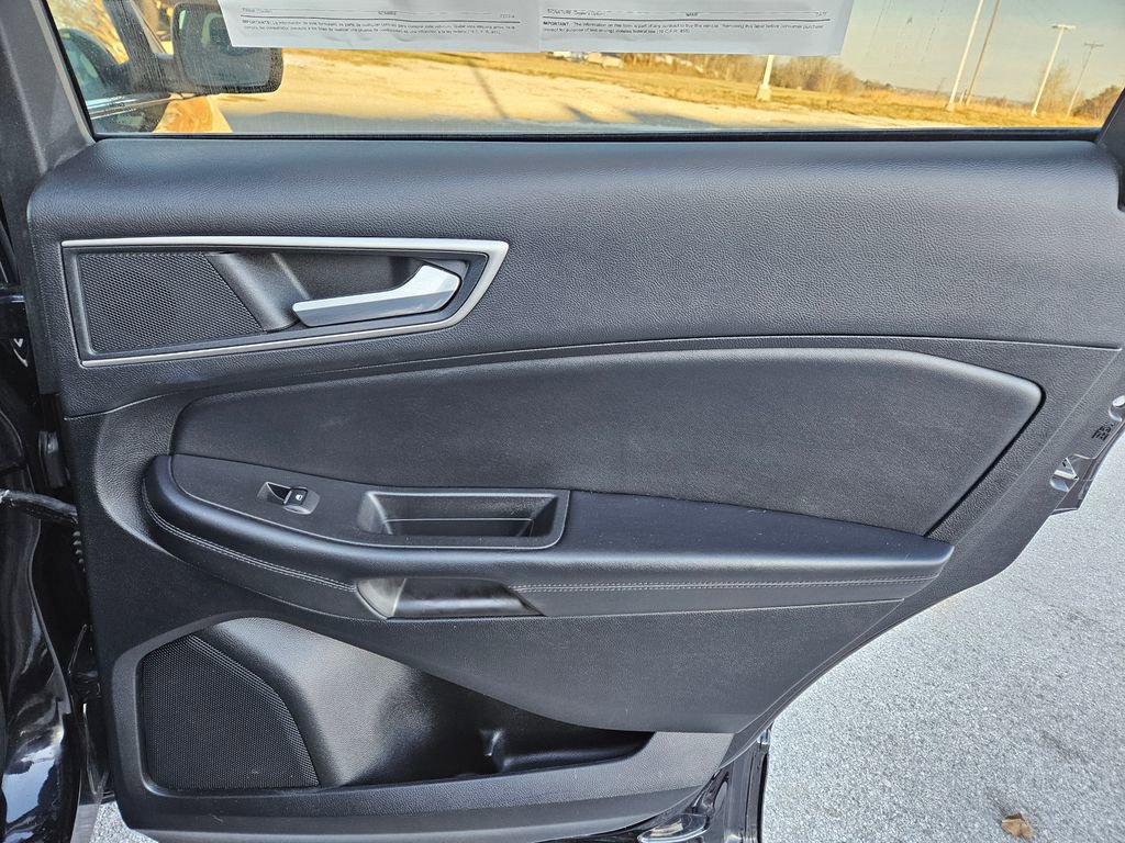 Used 2022 Ford Edge SEL image 30