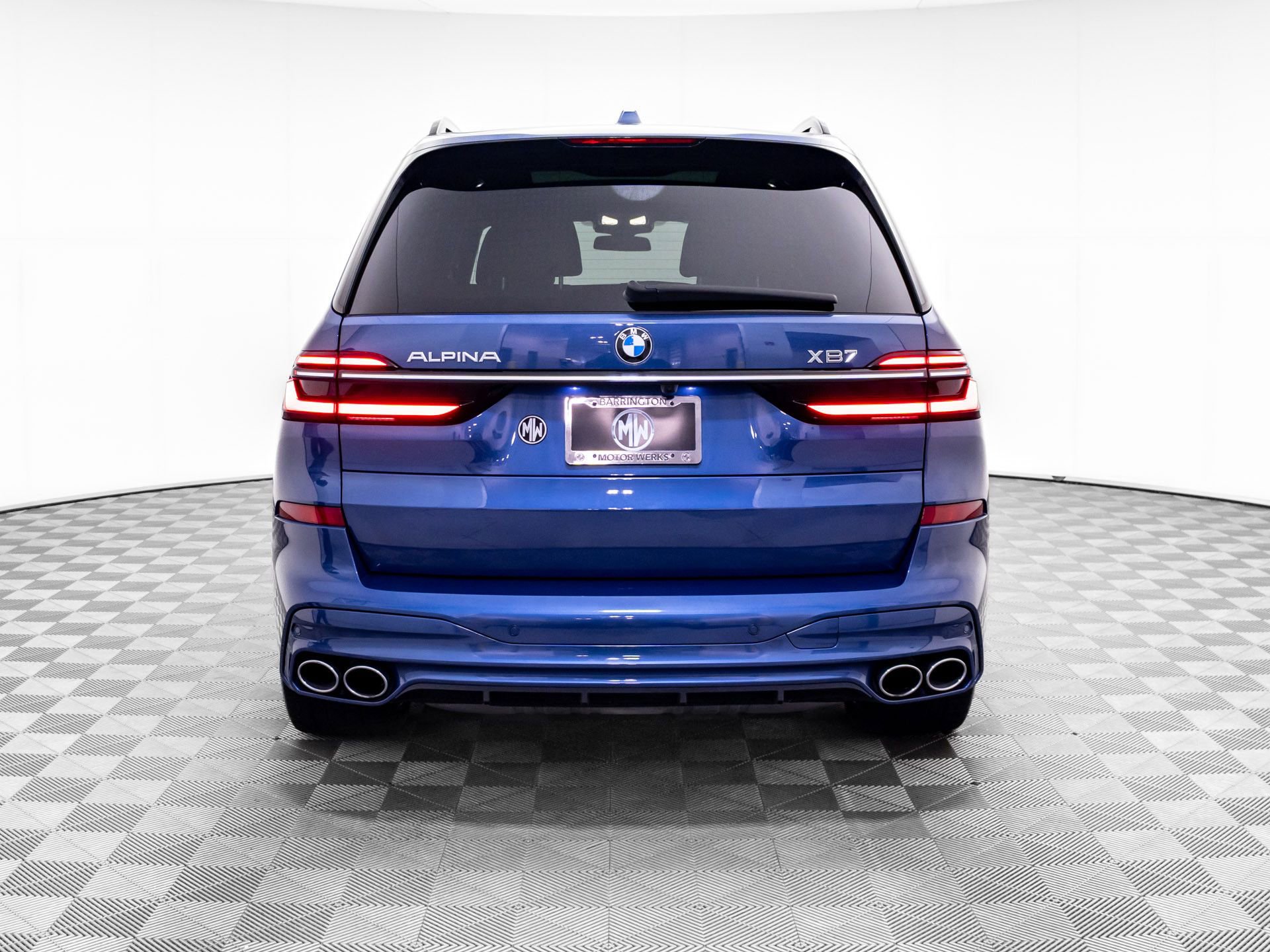 Used 2024 BMW ALPINA XB7 AWD/4WD image 4
