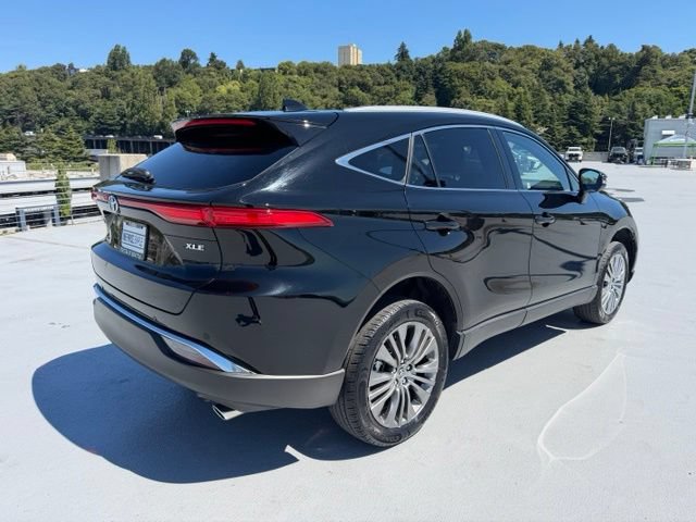 Certified 2023 Toyota Venza XLE AWD/4WD image 5