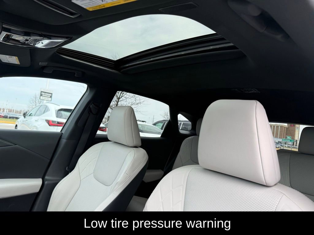 Used 2024 Lexus RX 350 Premium w/ Accessory Package (Z1) image 7