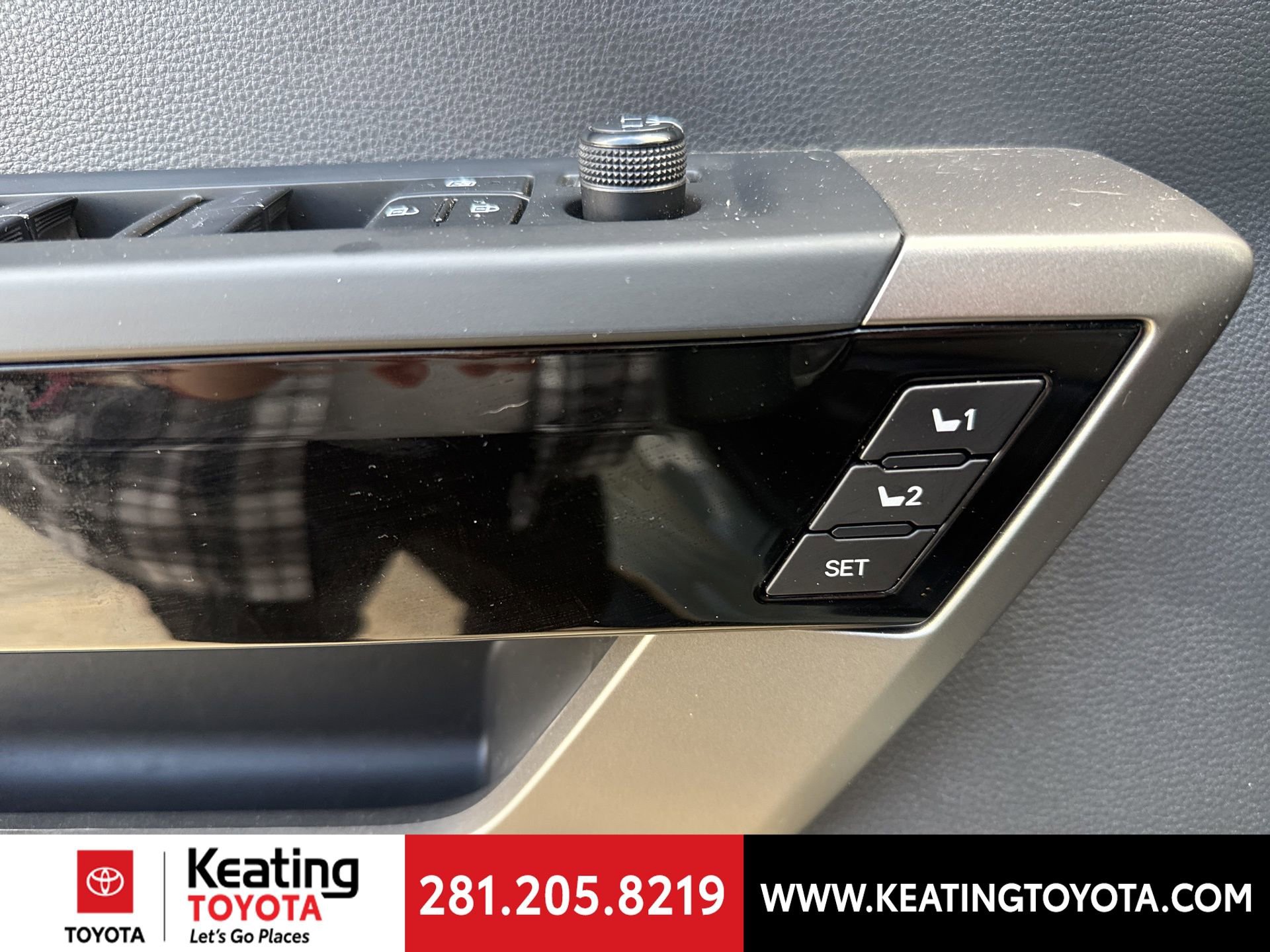 Used 2025 Toyota Tundra Limited image 14