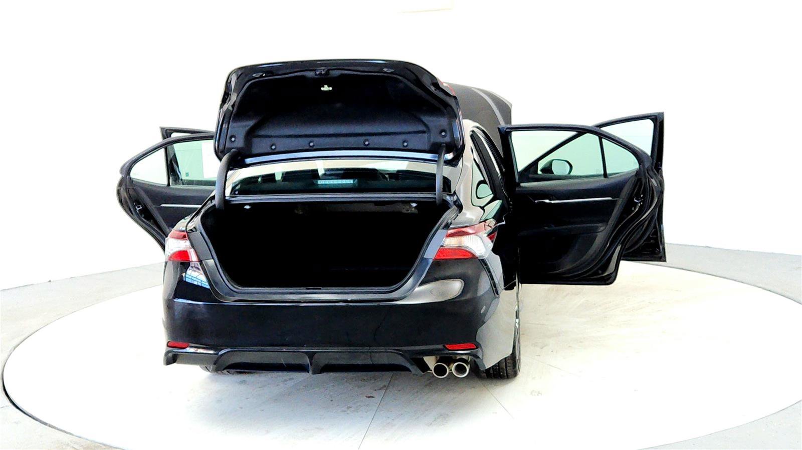 Certified 2023 Toyota Camry SE image 11