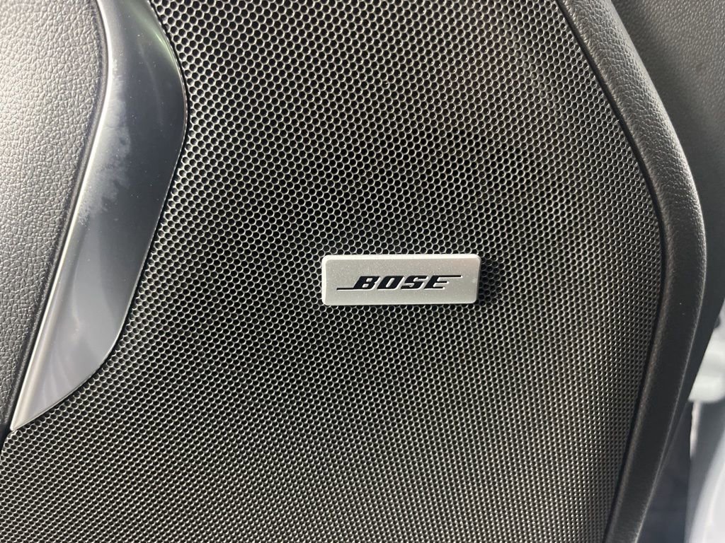 New 2026 Chevrolet Suburban Premier image 23